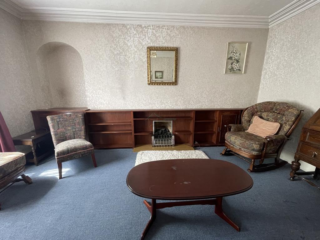 Lounge b.JPG