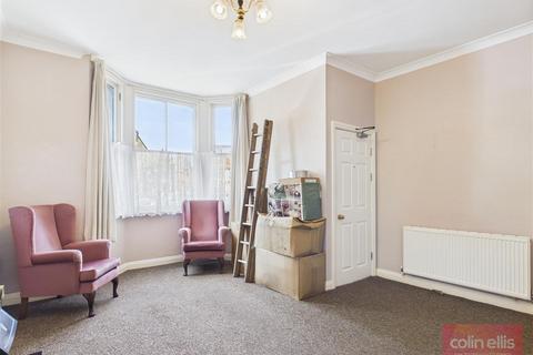 undefined, Albemarle Crescent, Scarborough