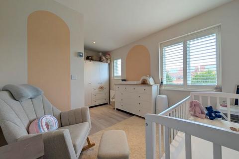 47 Holywell Way, Staines-upon-thames, TW19 7SG