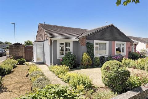 2 bedroom semi-detached bungalow for sale, Fishers Close, Littlehampton BN17