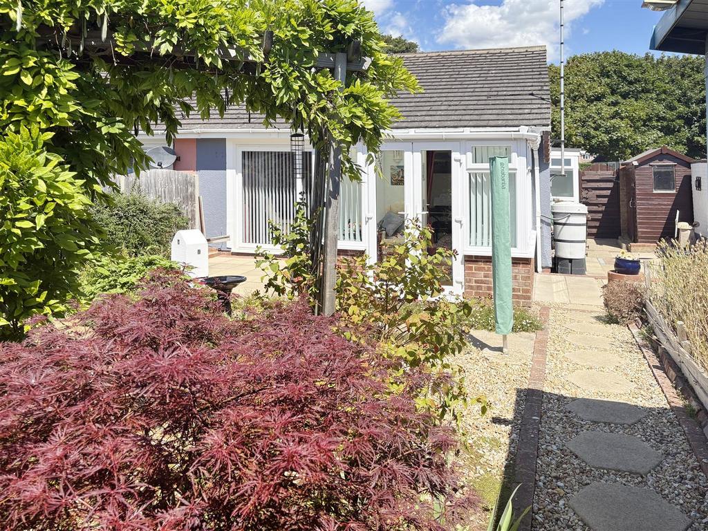 Rear garden/elevation