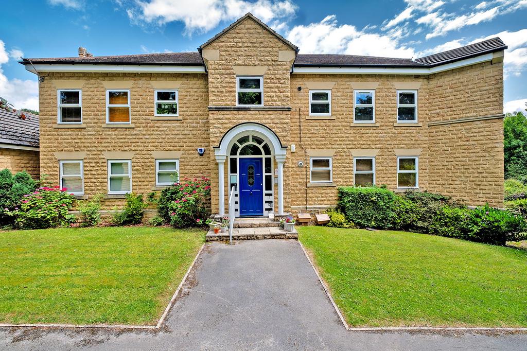 Oaklands Fold Leeds LS16 2 bed - Image 0 1024x1024 