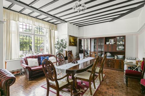 undefined, Norbury Avenue, London, SW16
