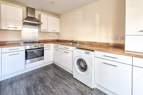 3 bedroom end of terrace house to rent, Ainsworth Drive, Dunmow CM6