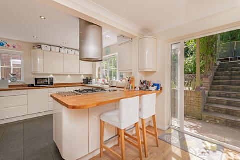 undefined, Old Bell Close, Essex CM24