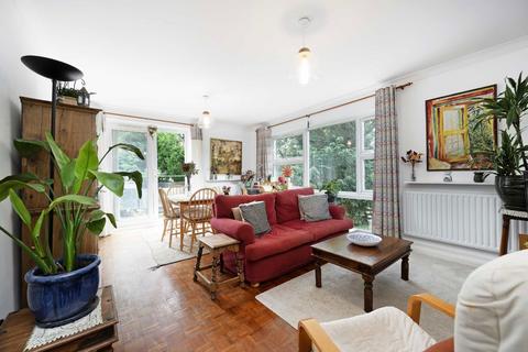 2 bedroom flat for sale, Woburn, London W13
