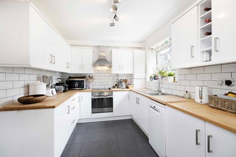 2 bedroom flat for sale, Woburn, London W13
