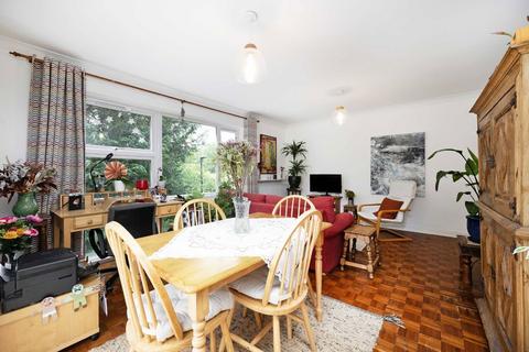 2 bedroom flat for sale, Woburn, London W13