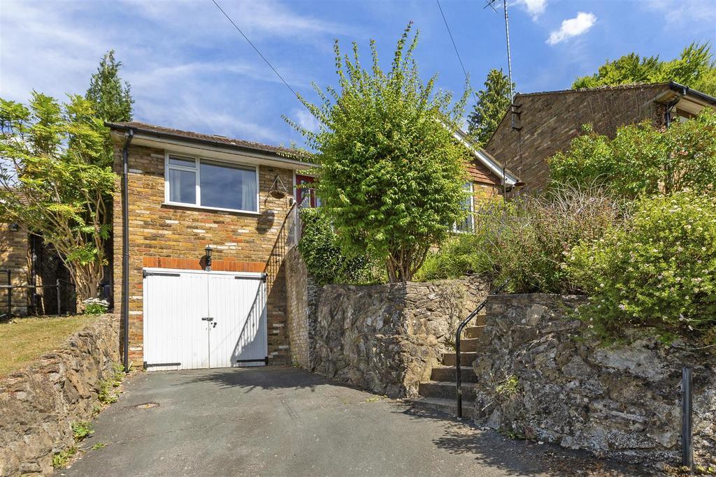 9 Warwick Avenue, HP12 4 NG-11.jpg
