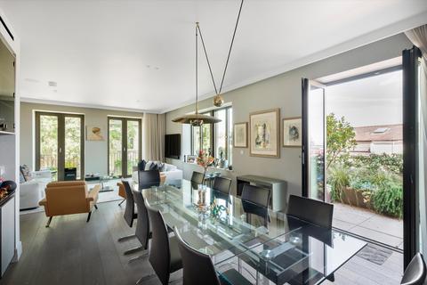 undefined, New End, Hampstead, NW3