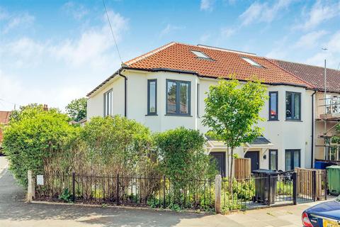 undefined, Howsman Road, Barnes, London, SW13