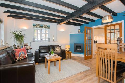 undefined, Lower Teddington Road, Hampton Wick, KT1