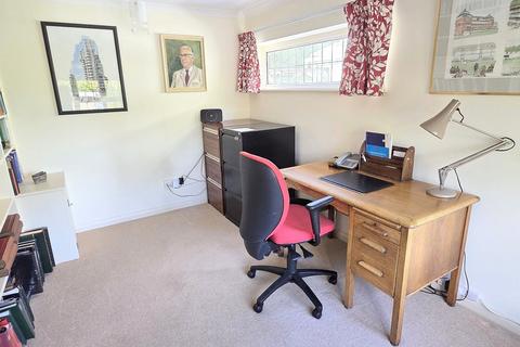 7 Boxes Lane, Horsted Keynes, Haywards Heath, RH17 7EJ