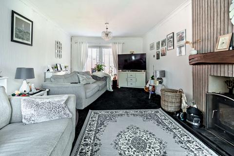 4 bedroom semi-detached house for sale, FOYNES GREEN, KINGSTON UPON HULL HU8