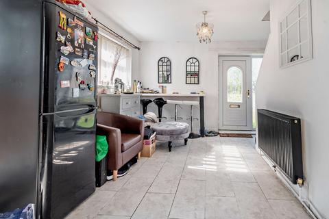 4 bedroom semi-detached house for sale, FOYNES GREEN, KINGSTON UPON HULL HU8