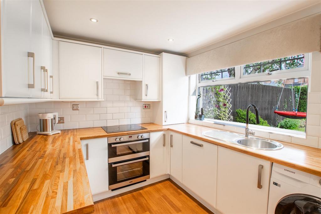 Kitchen-3.jpg