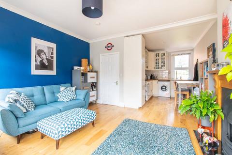 2 bedroom maisonette for sale, Chapter Road, Willesden Green, London, NW2