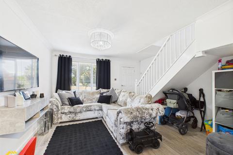 2 bedroom terraced house for sale, Winchelsea Close, Banbury OX16