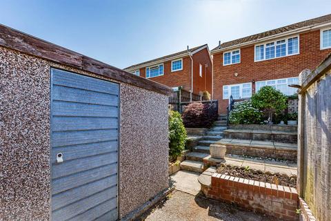 3 bedroom semi-detached house for sale, Linnet Avenue, Whitstable