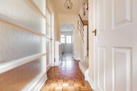 3 bedroom semi-detached house for sale, Linnet Avenue, Whitstable