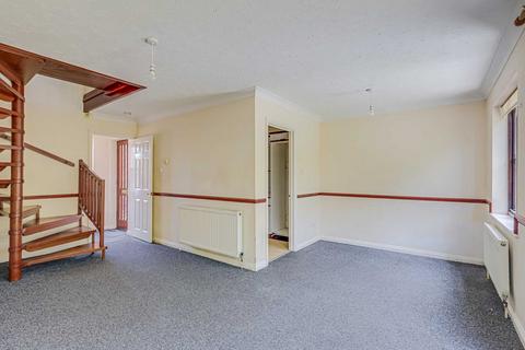 14 Bristol Close, Rayleigh, SS6 9RZ