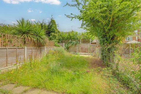 14 Bristol Close, Rayleigh, SS6 9RZ