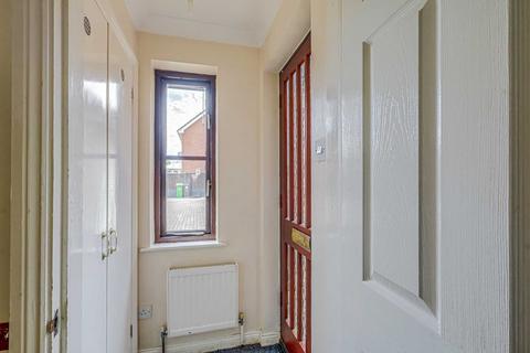 14 Bristol Close, Rayleigh, SS6 9RZ