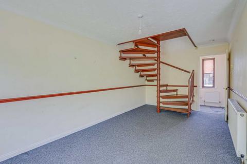 14 Bristol Close, Rayleigh, SS6 9RZ