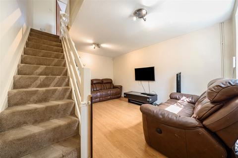 13 Lovell Place, London, SE16 6QQ