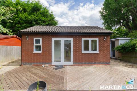 Studio to rent, Lordswood Road, Harborne, B17