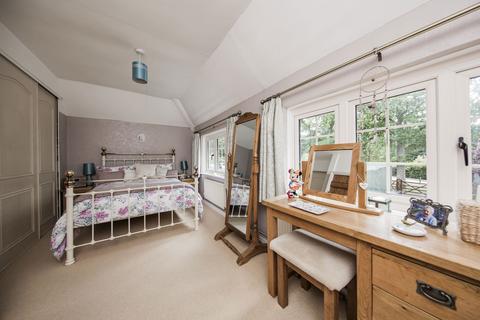 4 bedroom detached house for sale, Marle Green, Heathfield