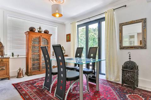 21 Braidley Road, Bournemouth, BH2 6JX