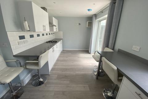 3 bedroom semi-detached house to rent, Great Ley, Welwyn Garden City
