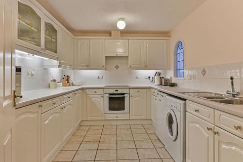 2 bedroom apartment for sale, St Peters Road, Bournemouth