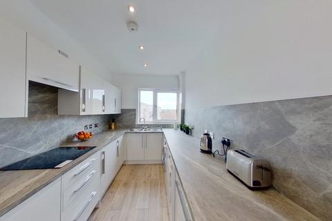 1 bedroom in a flat share to rent, Craigievar Place, Garthdee, Aberdeen, AB10