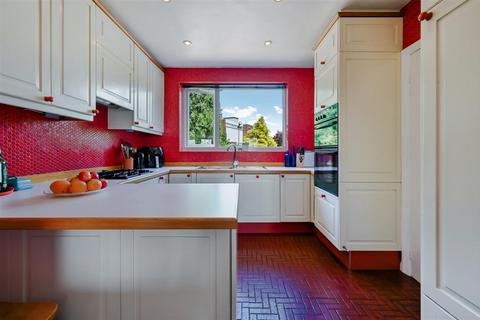 9 Cottenham Place, London, SW20 0NF