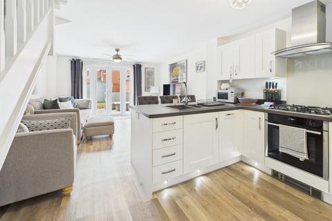 2 bedroom semi-detached house for sale, Preston Close, Bury St Edmunds IP32