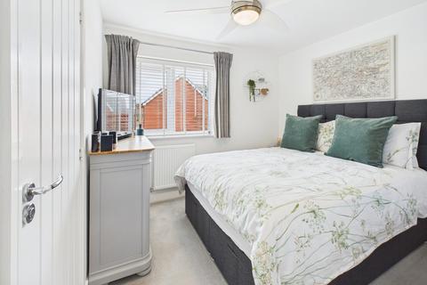 2 bedroom semi-detached house for sale, Preston Close, Bury St Edmunds IP32