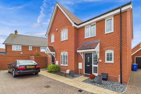 2 bedroom semi-detached house for sale, Preston Close, Bury St Edmunds IP32