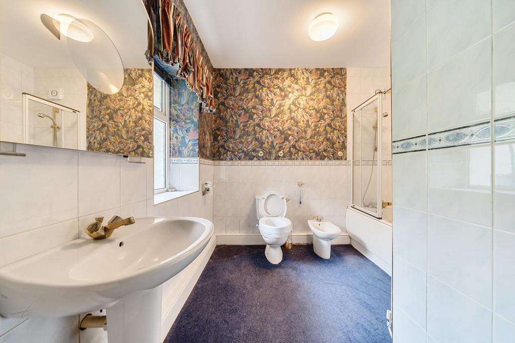 Ground Floor Bathroom