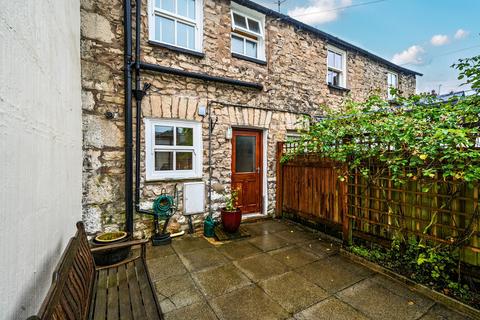 10 Back Lane, Kendal, LA9 7AW