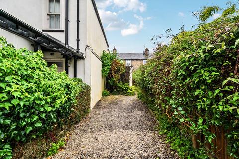 10 Back Lane, Kendal, LA9 7AW