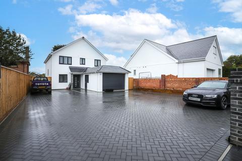 undefined, Broadway Road, Kingsteignton, TQ12 3EH