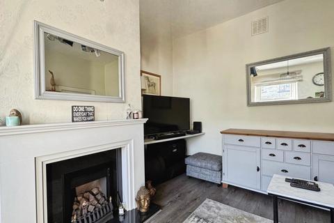 1 bedroom terraced house for sale, Prospect Square, Leeds LS28