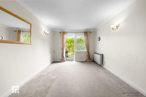 2 bedroom ground floor flat for sale, Restways Court, Danescourt