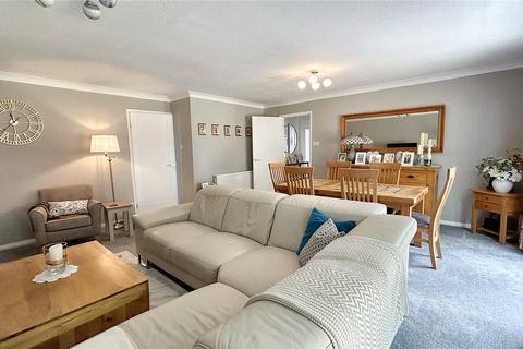 8 Cheyney Walk, Westbury, BA13 3UH