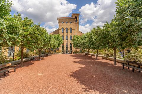 1 bedroom flat for sale, Taffrail House, Canary Wharf E14