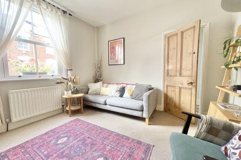 14 Cowick Road, Exeter, EX2 9BE