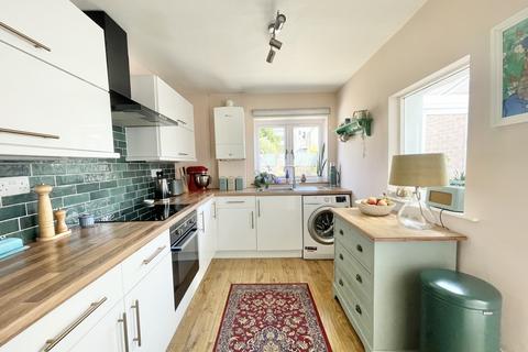 14 Cowick Road, Exeter, EX2 9BE