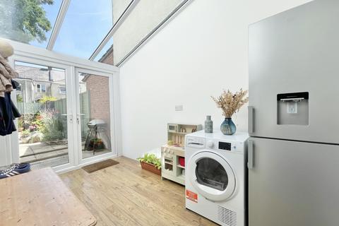 14 Cowick Road, Exeter, EX2 9BE